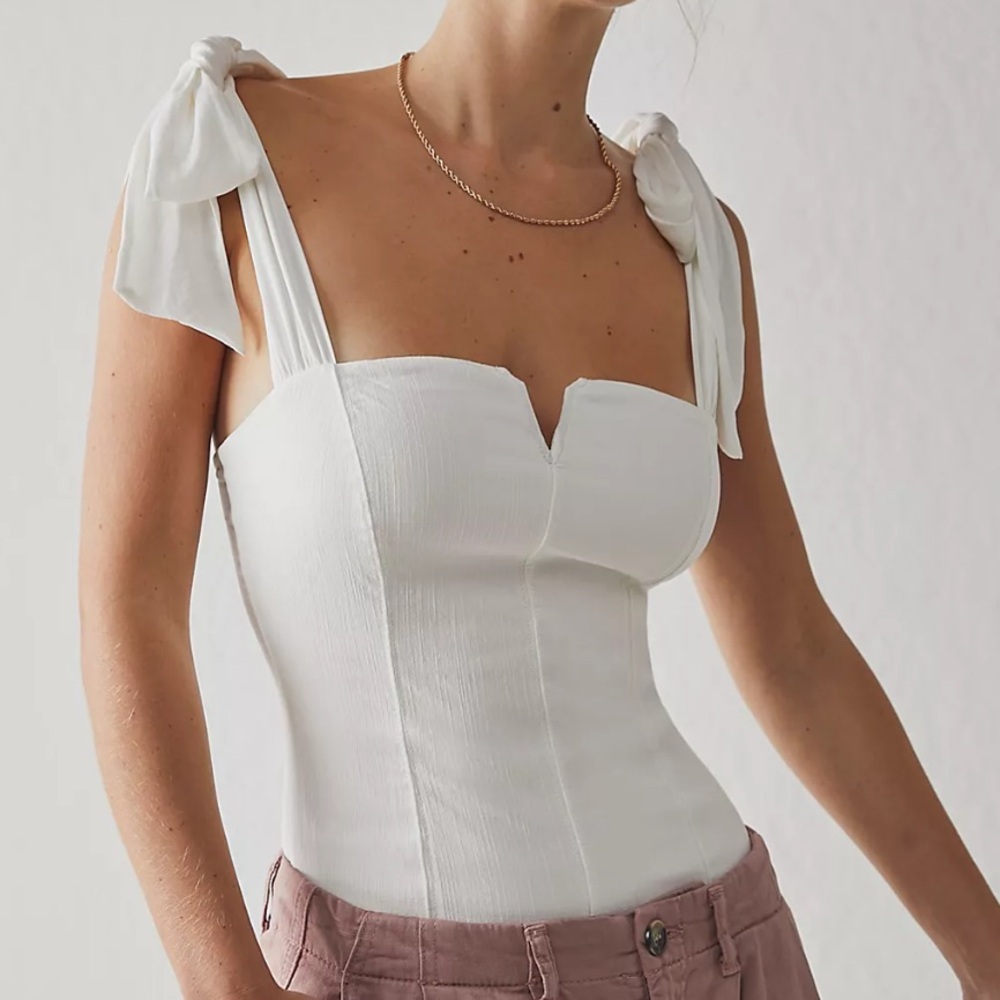 NWT FREE PEOPLE LOLA BODYSUIT